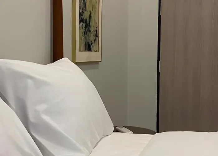 Bob Yaowarat Mrt Dragon Temple Apartment *