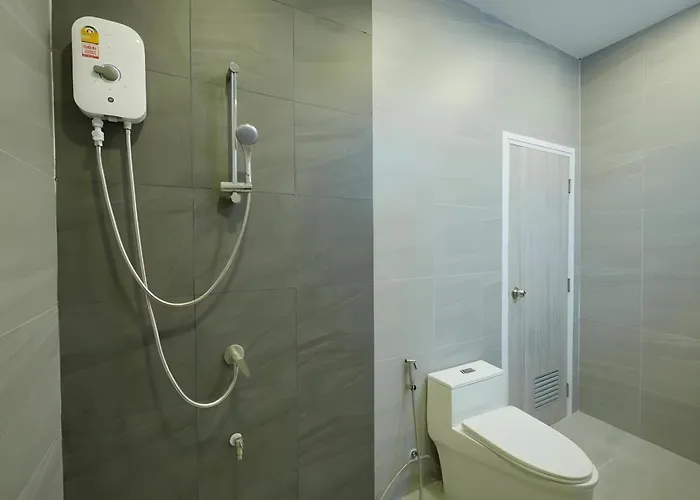 Bob Yaowarat Mrt Dragon Temple Apartment Bangkok