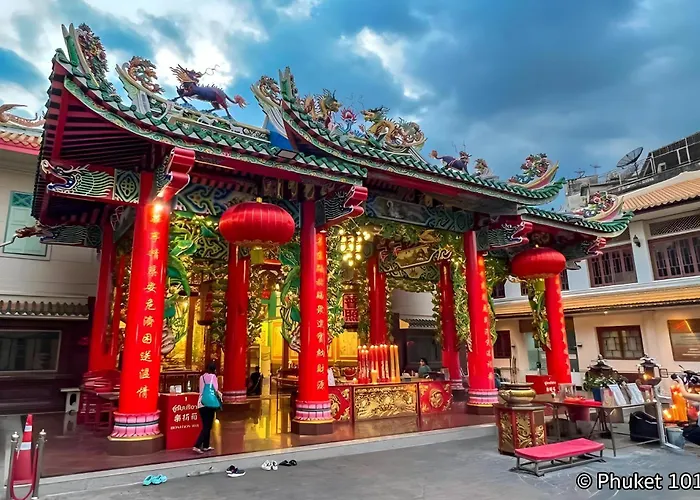 Bob Yaowarat Mrt Dragon Temple Bangkok