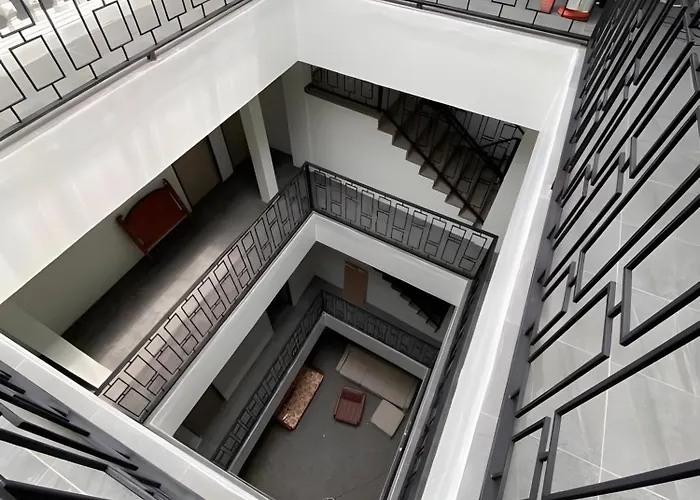 Bob Yaowarat Mrt Dragon Temple Apartment