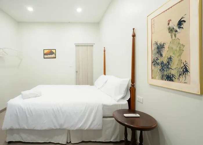 Bob Yaowarat Mrt Dragon Temple Apartment Bangkok